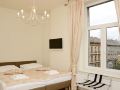apartments-and-rooms-flowers