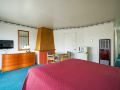beach-motel