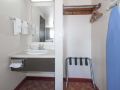 days-inn-by-wyndham-russell