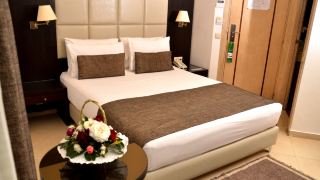 malak-hotel