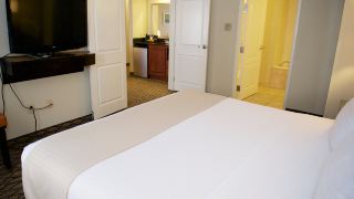 holiday-inn-effingham