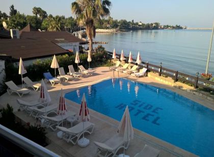Side Beach Club