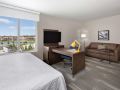 hampton-inn-and-suites-san-diego-airport-liberty-station