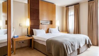 island-club-hotel-and-apartments