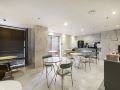gray-193-hotel