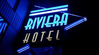 riviera-hotel-on-robson-downtown-vancouver