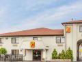 super-8-by-wyndham-niagara-falls-ny