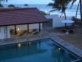 the-beach-hotel-oasis-bridge