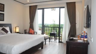 the-quin-riverside-villa