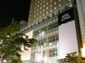bizcourt-cabin-susukino-caters-to-men
