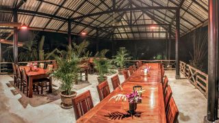 anurak-community-lodge