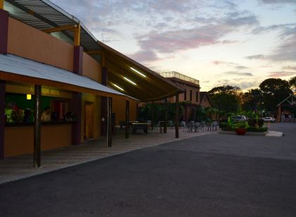 Donway, A Jamaican Style Village