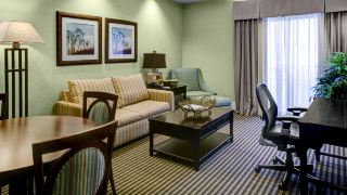 holiday-inn-express-hotel-and-suites-atlanta-buckhead-an-ihg-hotel