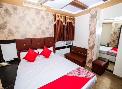 OYO 18651 Hotel Sharda