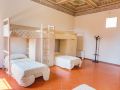 student-s-hostel-estense