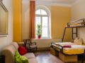 opera-hostel