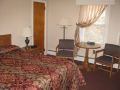 the-colonial-inn-and-motel