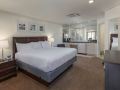 saratoga-oaks-lodge