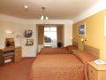 russell-court-hotel