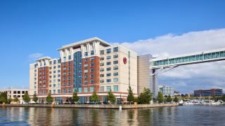 sheraton-erie-bayfront-hotel