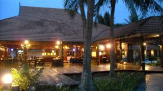 sutra-beach-resort-terengganu