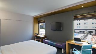 aloft-bengaluru-whitefield-a-marriott-hotel
