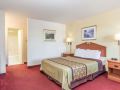 super-8-by-wyndham-bakersfield-central