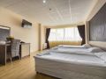 city-hotel