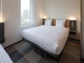 easyhotel-amsterdam-arena-boulevard