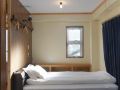 twin-room