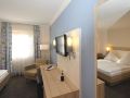 hotel-and-restaurant-zum-reussenstein