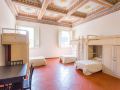student-s-hostel-estense