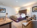 swan-s-nest-hotel