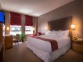 hotel-giraffe-by-library-hotel-collection