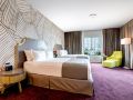 l-hotel