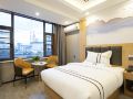 geya-hotel-lijiang-ancient-city-waterwheel-store
