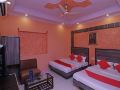 oyo-27596-hotel-parkash-dx