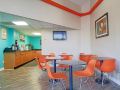 howard-johnson-by-wyndham-houston