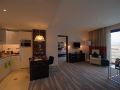 staybridge-suites-yas-island-abu-dhabi-an-ihg-hotel