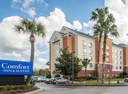Comfort Inn & Suites Near Universal Orlando Resort-Convention Ctr