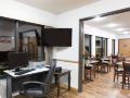 howard-johnson-by-wyndham-wichita-airport