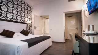hotel-alexandra