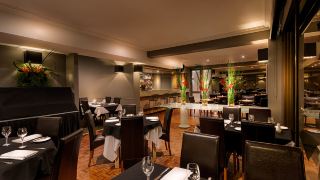 crest-on-barkly-hotel