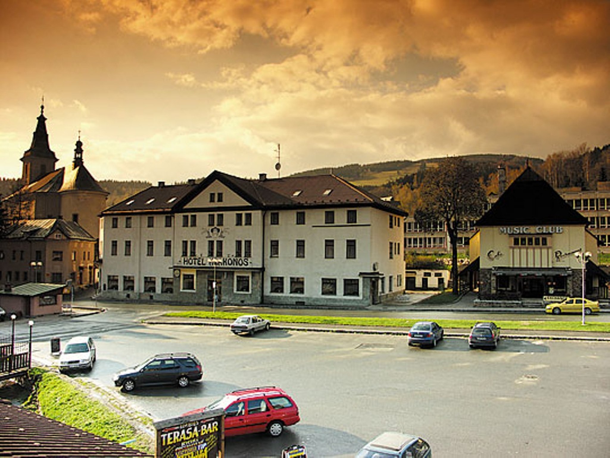 hotel overview picture