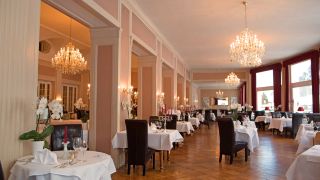 belle-epoque-hotel-victoria-and-apartments