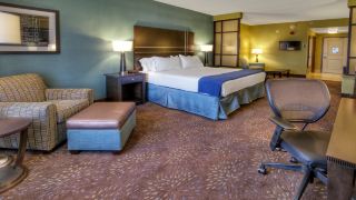 holiday-inn-express-and-suites-pittsburgh-sw-southpointe