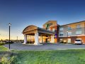 holiday-inn-express-and-suites-lancaster-east-strasburg-an-ihg-hotel