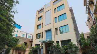 hotel-blue-stone-nehru-place
