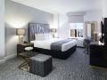 martinique-new-york-on-broadway-curio-collection-by-hilton
