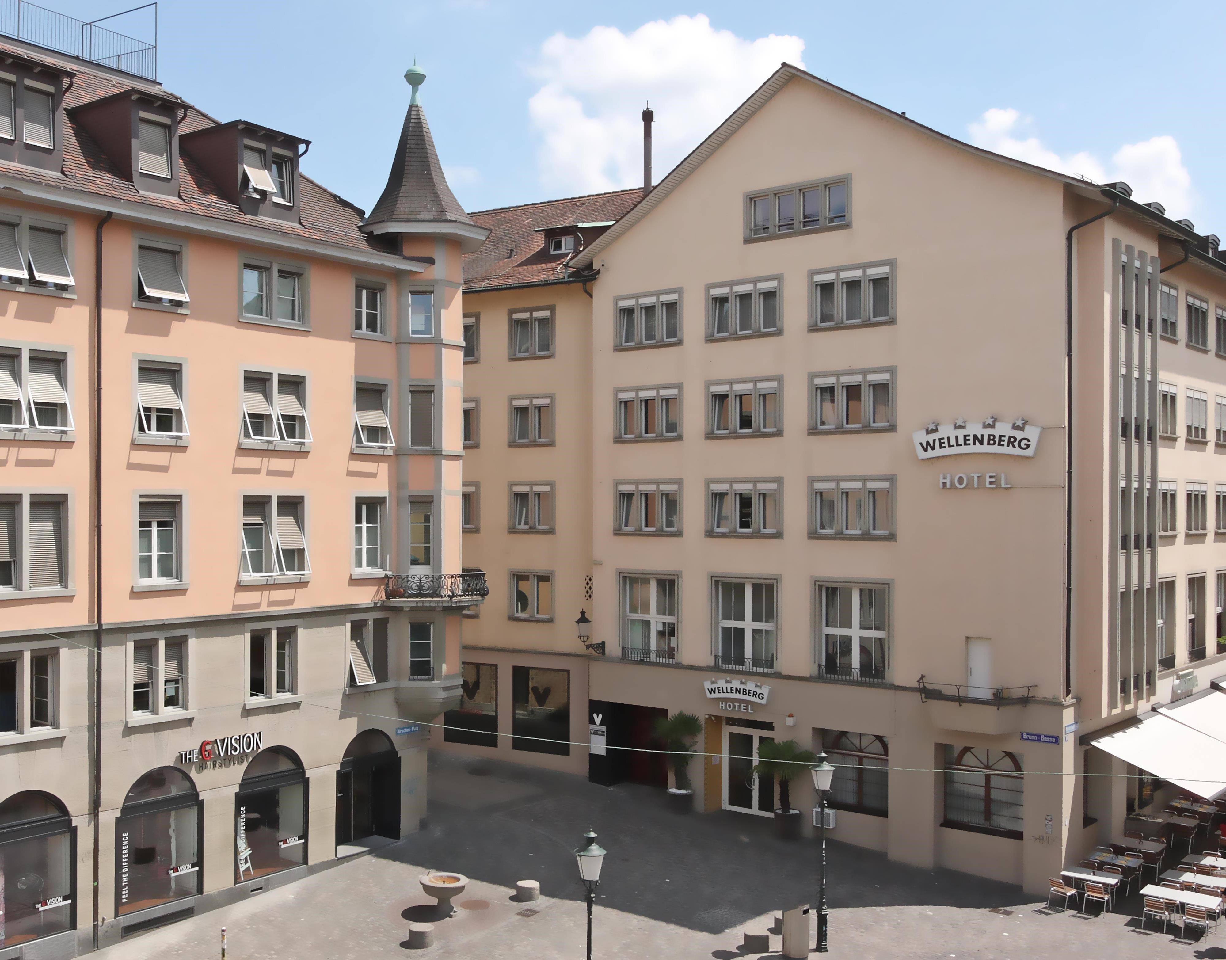 hotel overview picture